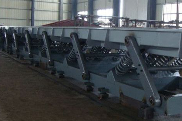 概述慣性振動給料機(jī)試運(yùn)轉(zhuǎn)時的七大注意點(diǎn)